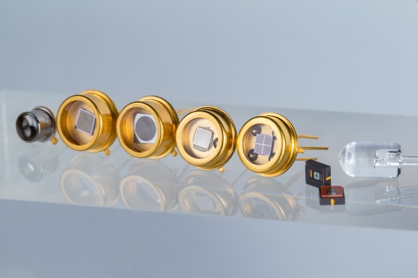 EOPD Molded Plastic, Hermetic TO and SMD Photodiodes EPIGAP Optronic